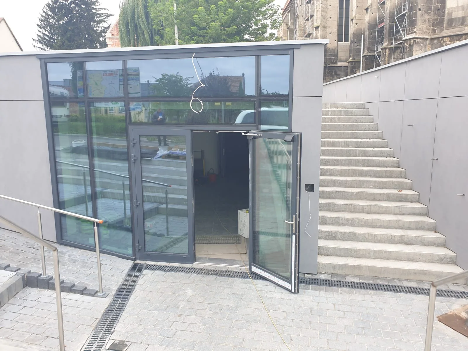 Brandwerende deuren en beglazing - Wiślica, Polen, FIRKUS-project
