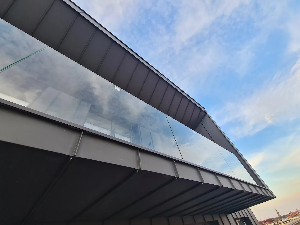 Aluminium-glasgevels - Wrocław, Polen, FIRKUS-project