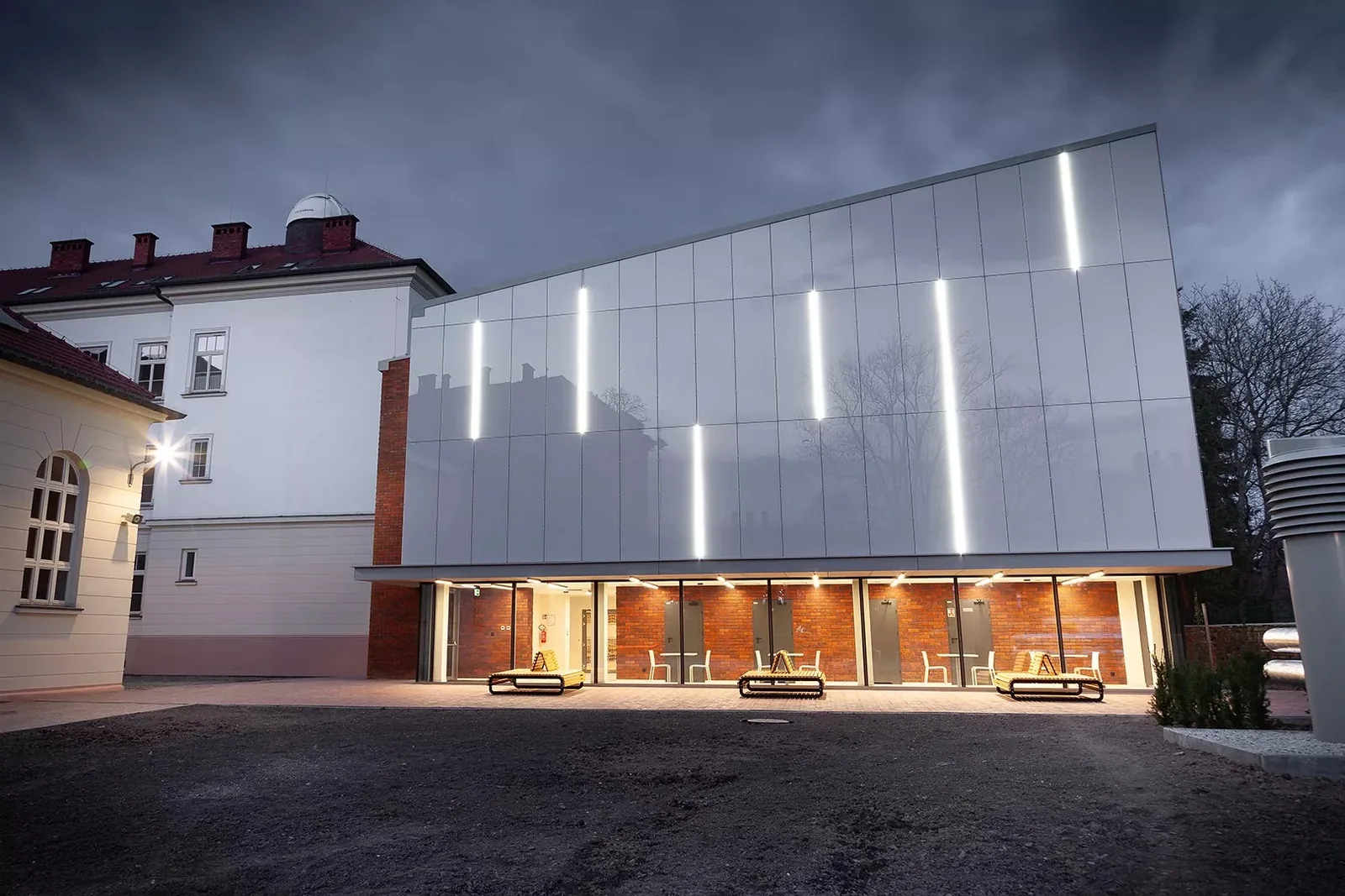 Aluminium-glasgevels - FIRKUS-project, Żywiec, Polen